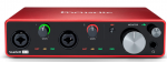 Interface audio Focusrite Scarlett 4i4 troisi�me g�n�ration rouge avec deux entr�es combo, commandes de gain et bouton Monitor.